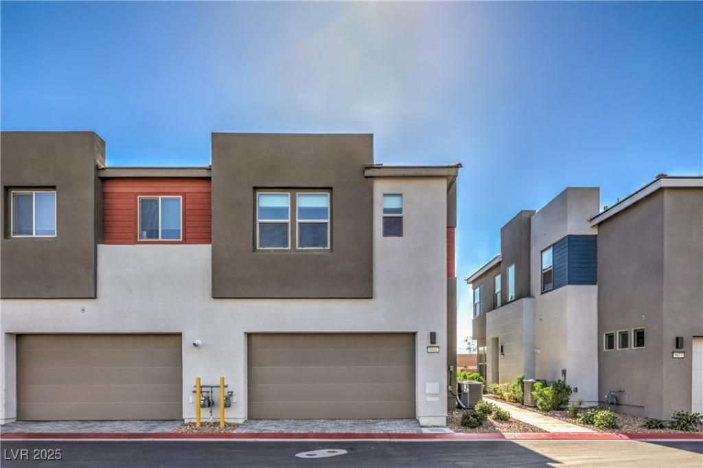 MLS #2700456 image #0