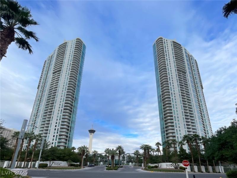 MLS #2700804 image #0