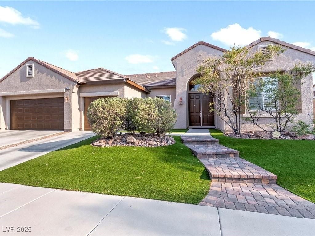 MLS #2700897 image #0