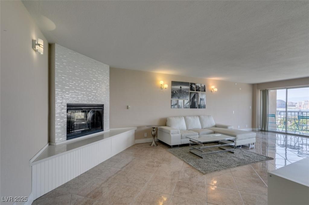 MLS #2701515 image #0