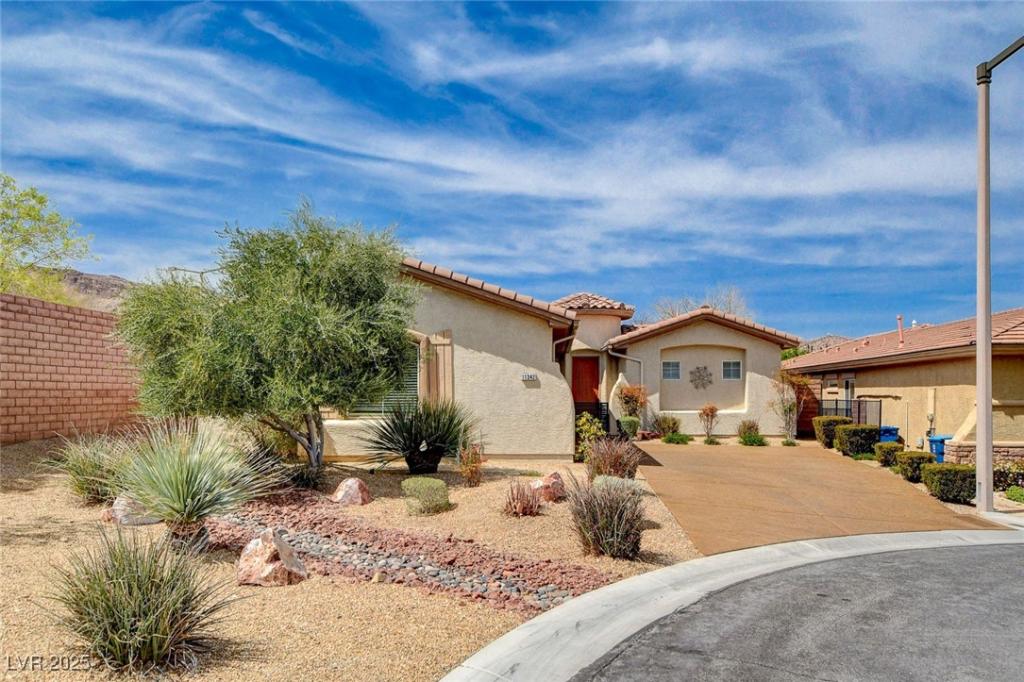 MLS #2701770 image #0