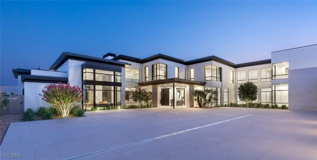 MLS #2701800 image #0