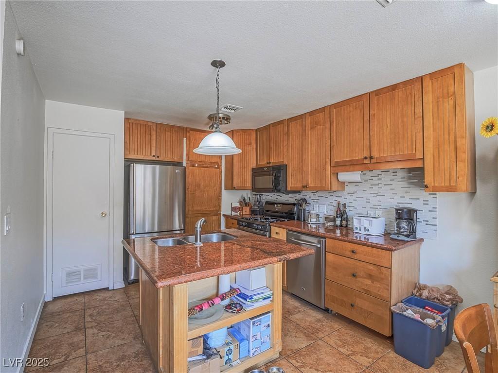 MLS #2701949 image #0