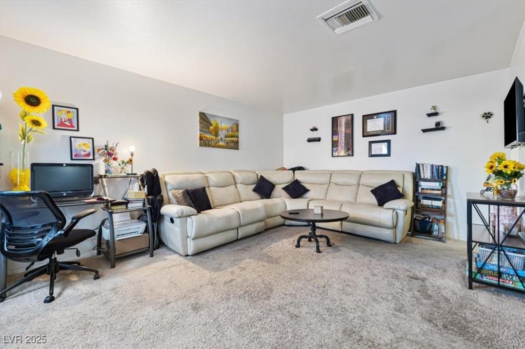 MLS #2701985 image #0