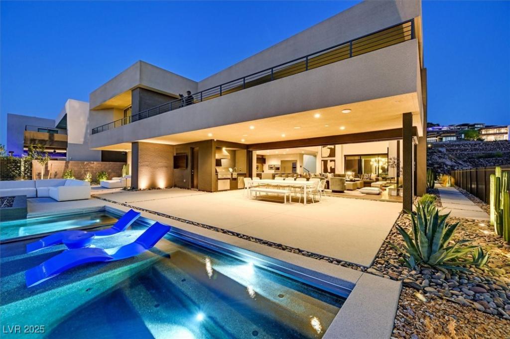 MLS #2702130 image #0