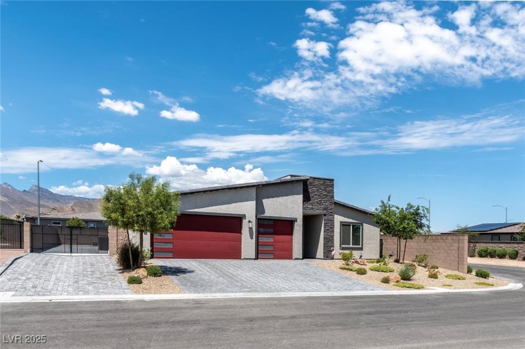 MLS #2702580 image #0