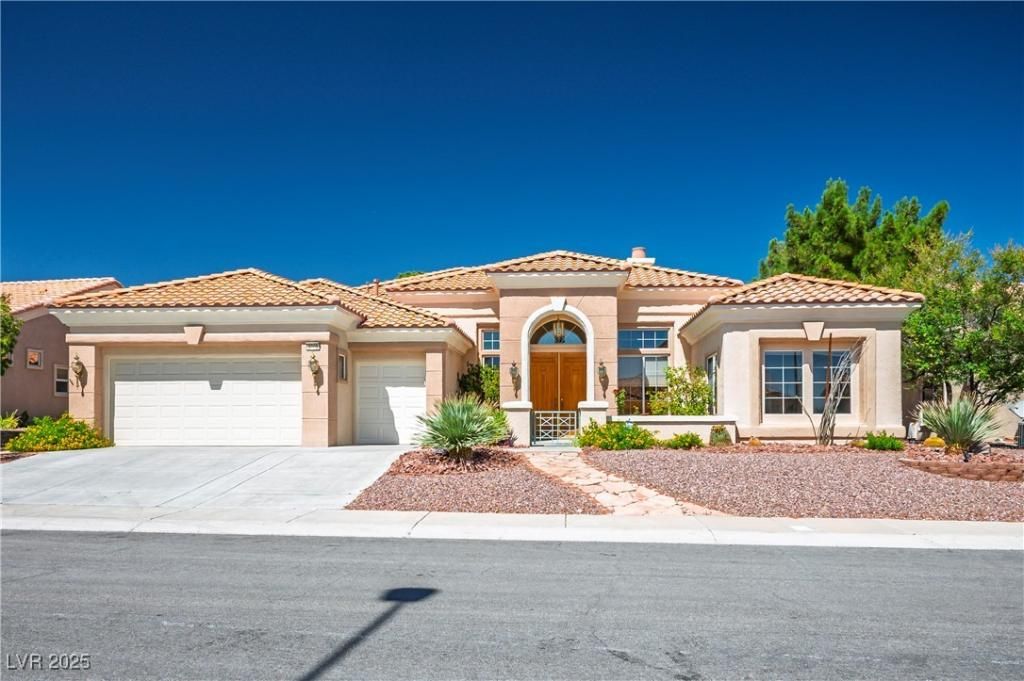 MLS #2703762 image #0