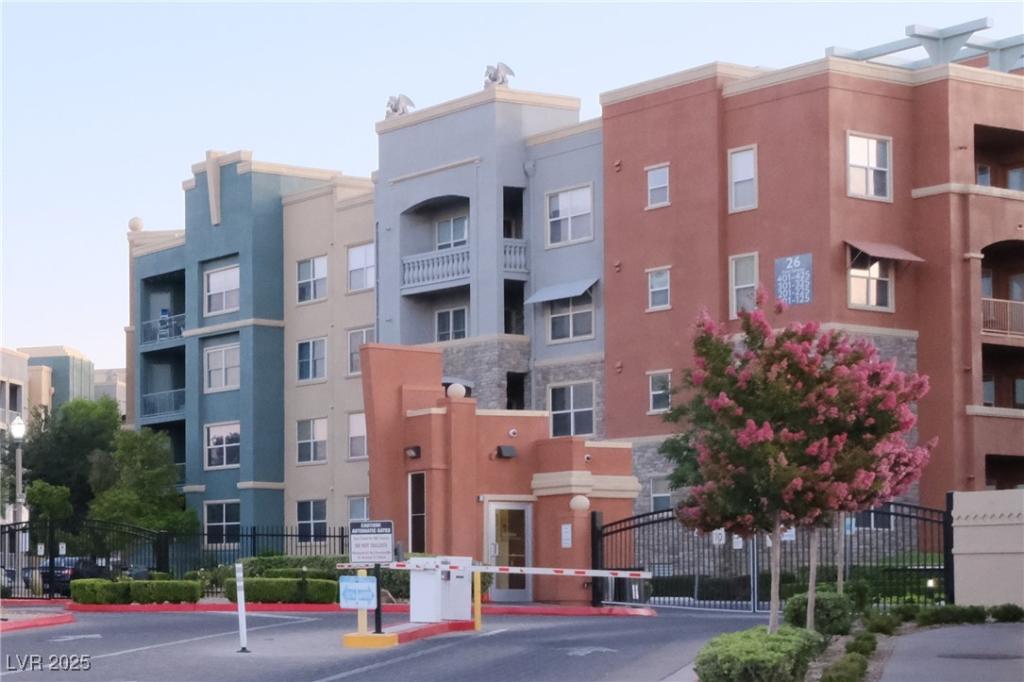 MLS #2704033 image #0