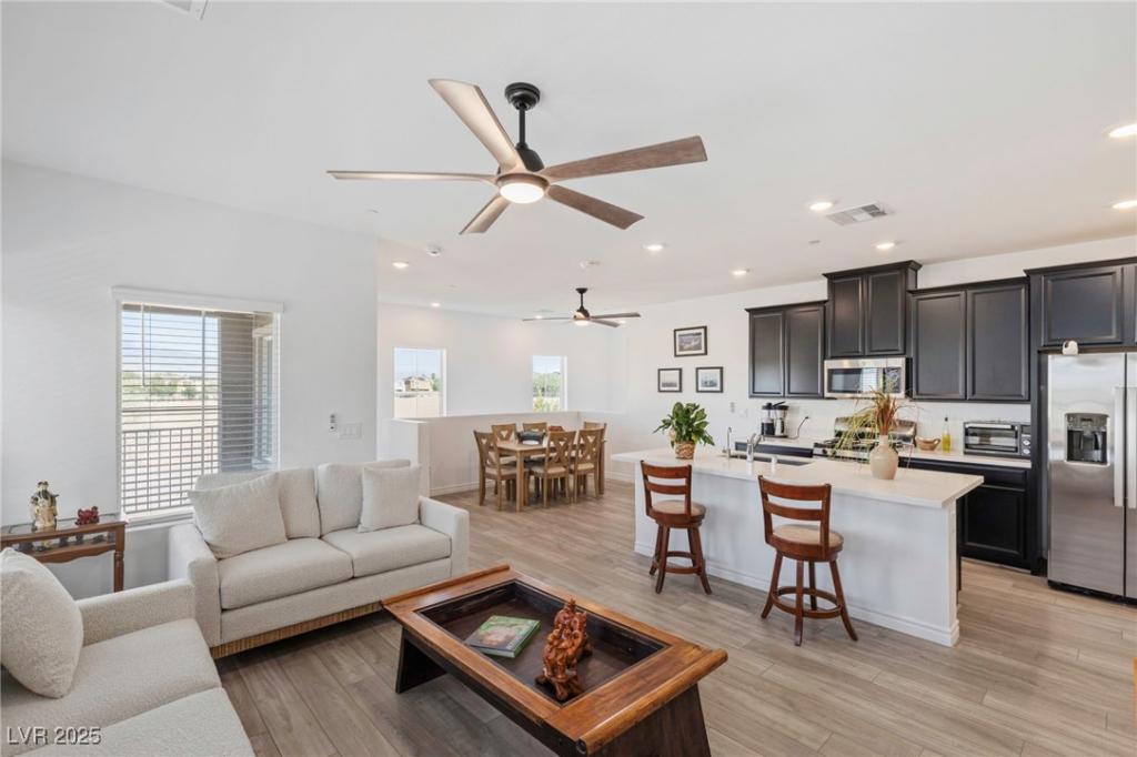 MLS #2704047 image #0