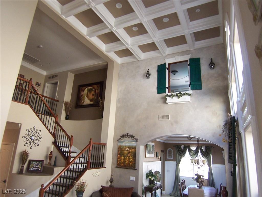 MLS #2704123 image #0