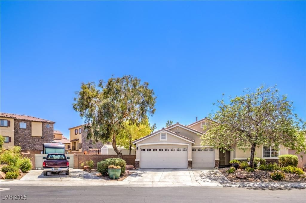 MLS #2704140 image #0