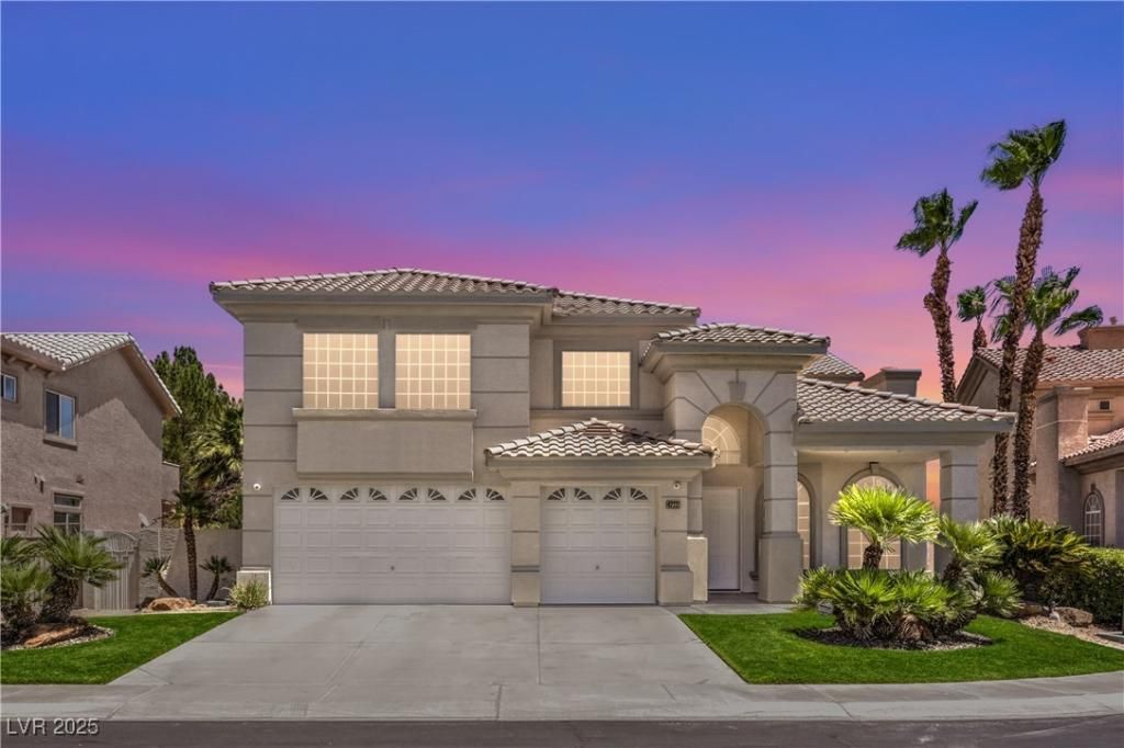 MLS #2704245 image #0