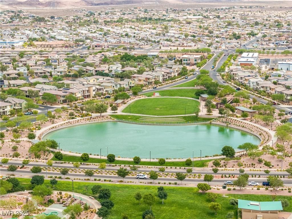 MLS #2704529 image #0