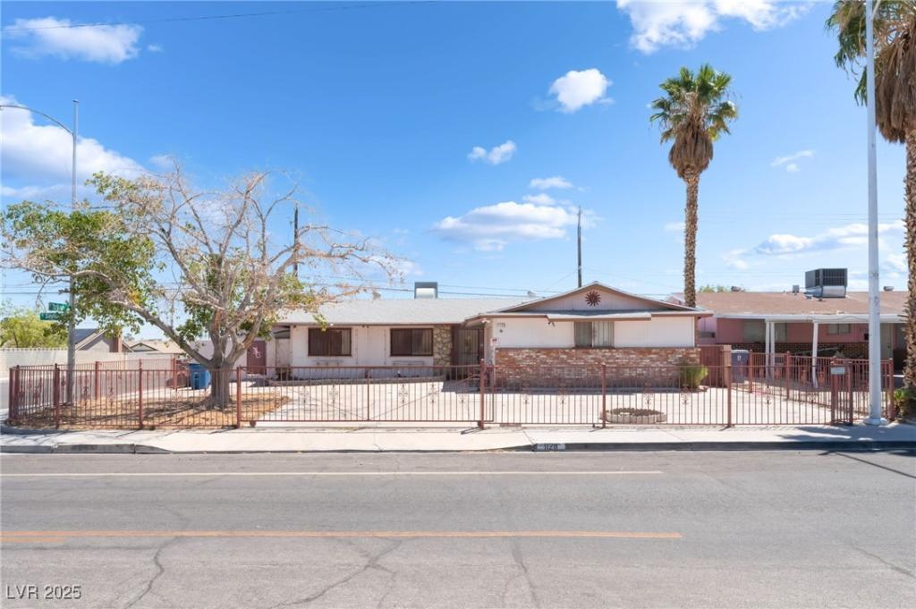 MLS #2704638 image #0