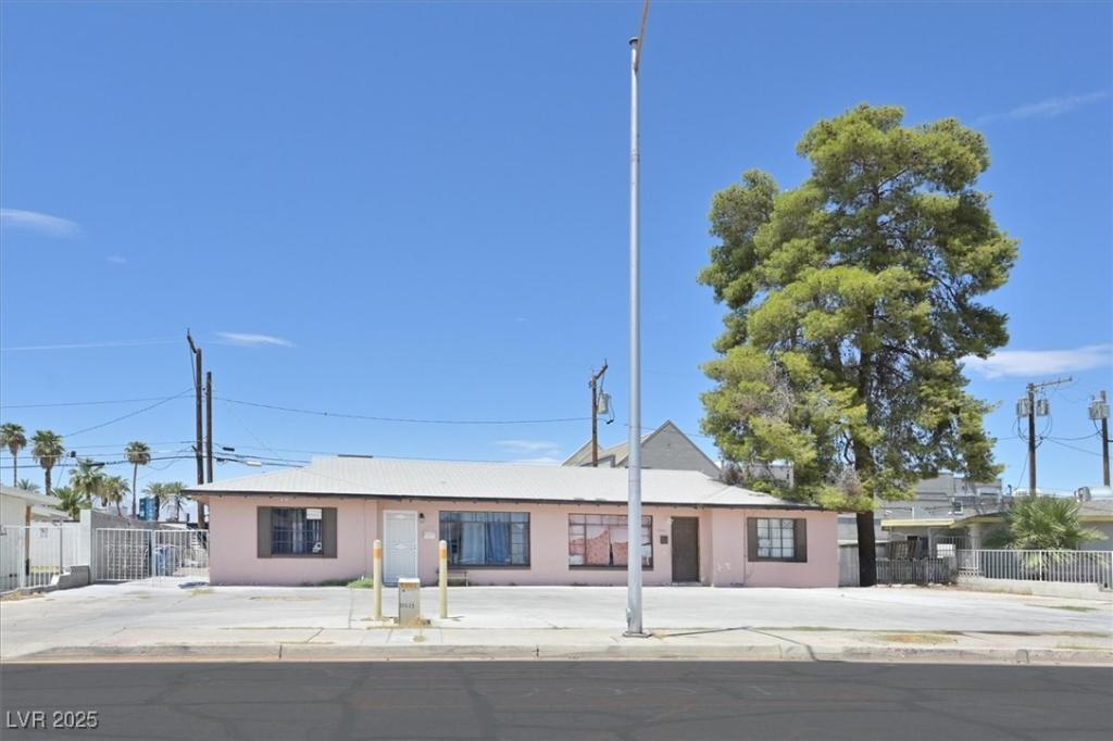 MLS #2704791 image #0