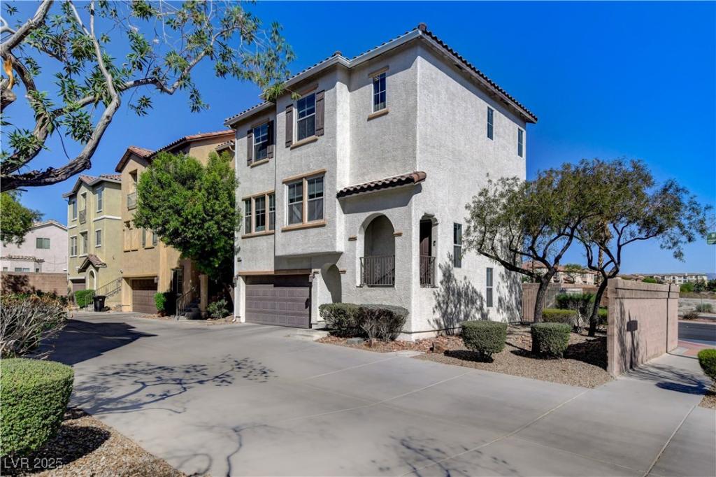 MLS #2705245 image #0