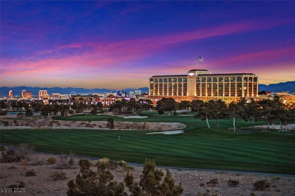 MLS #2705674 image #0