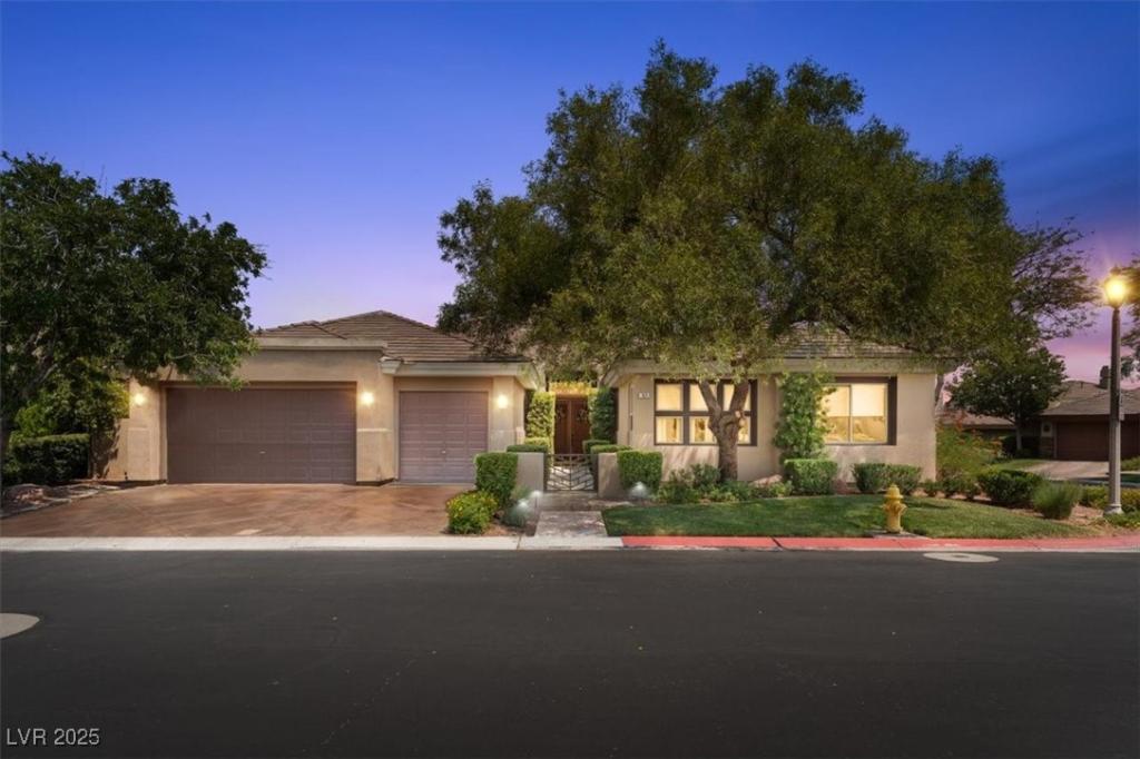 MLS #2705696 image #0