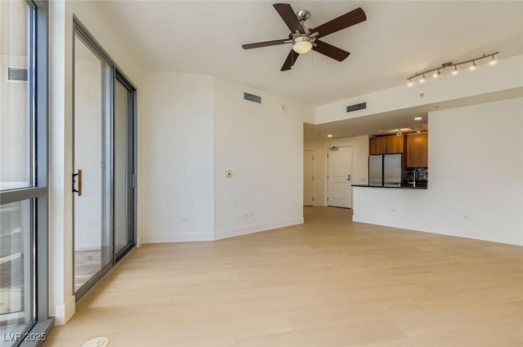 MLS #2706100 image #0