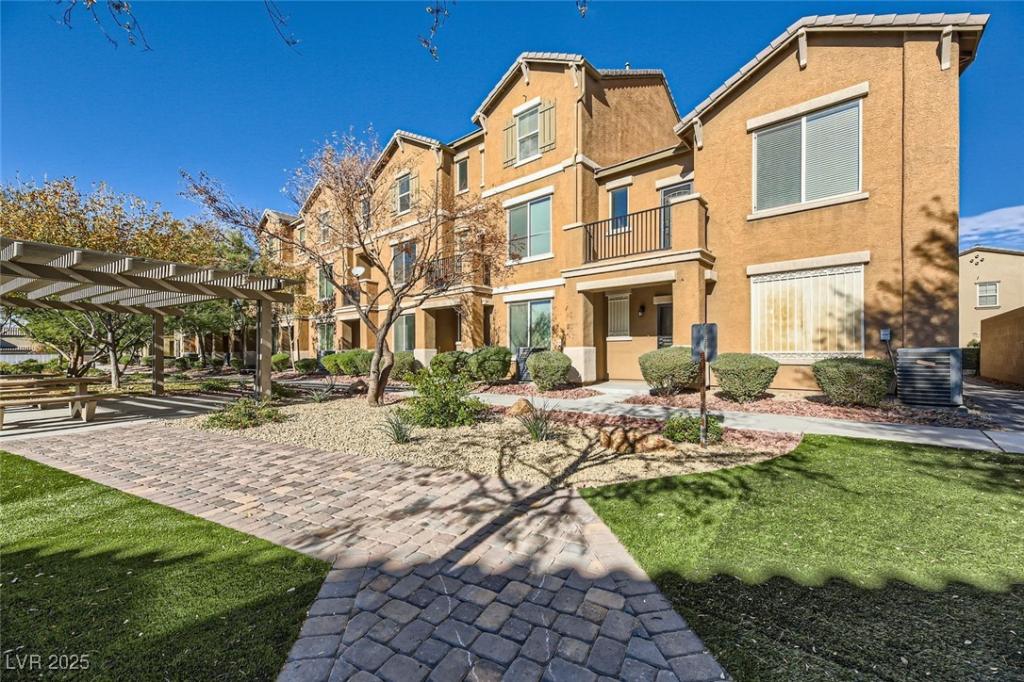 MLS #2706453 image #0