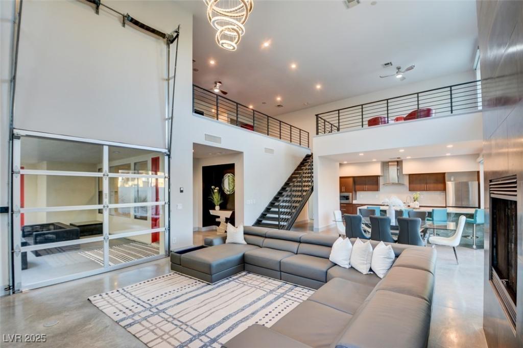 MLS #2706757 image #0