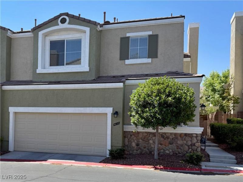 MLS #2706810 image #0