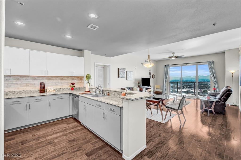 MLS #2706968 image #0