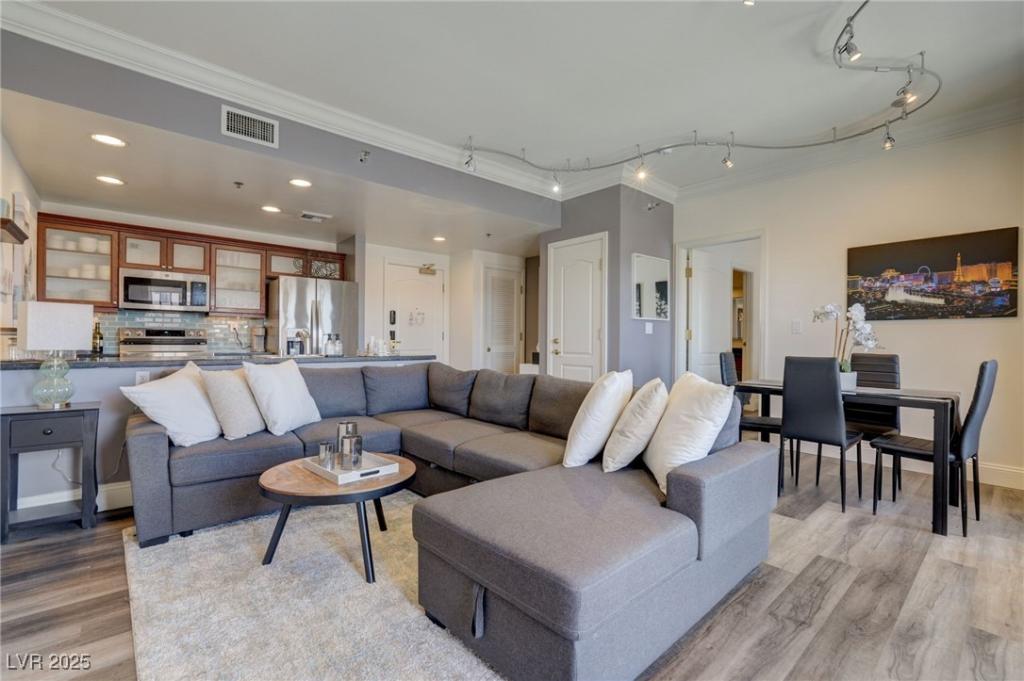 MLS #2707660 image #0