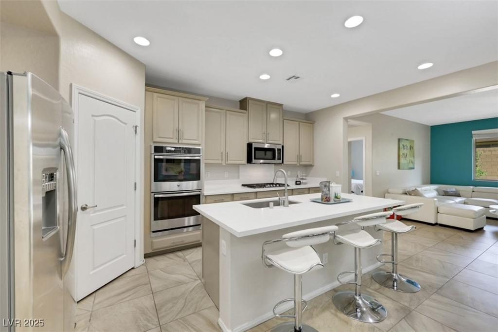 MLS #2707705 image #0