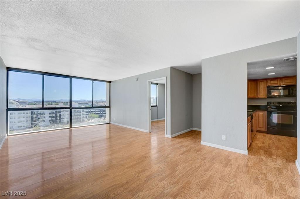 MLS #2707939 image #0