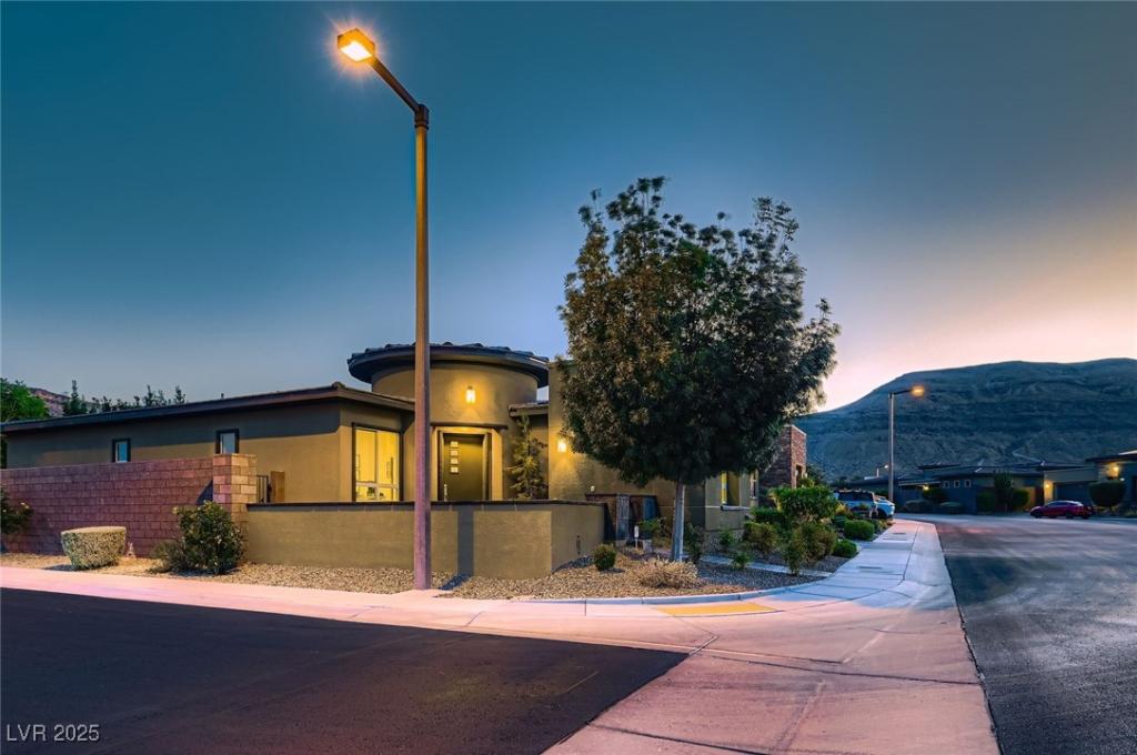 MLS #2708048 image #0