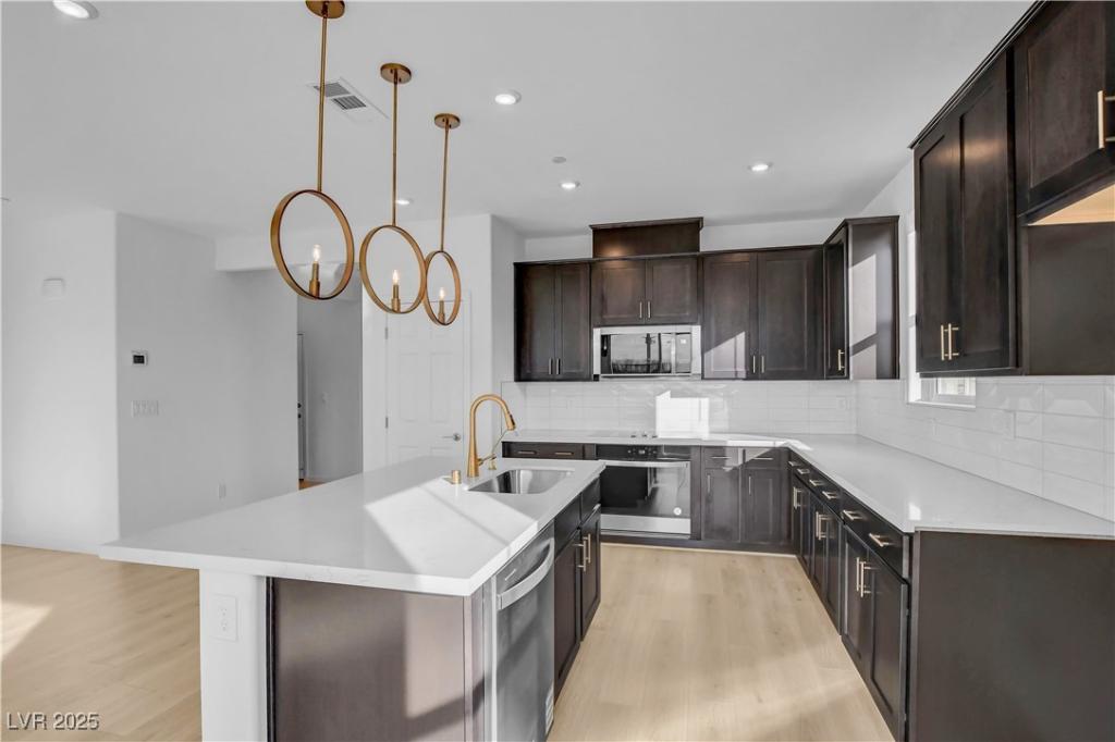 MLS #2708074 image #0