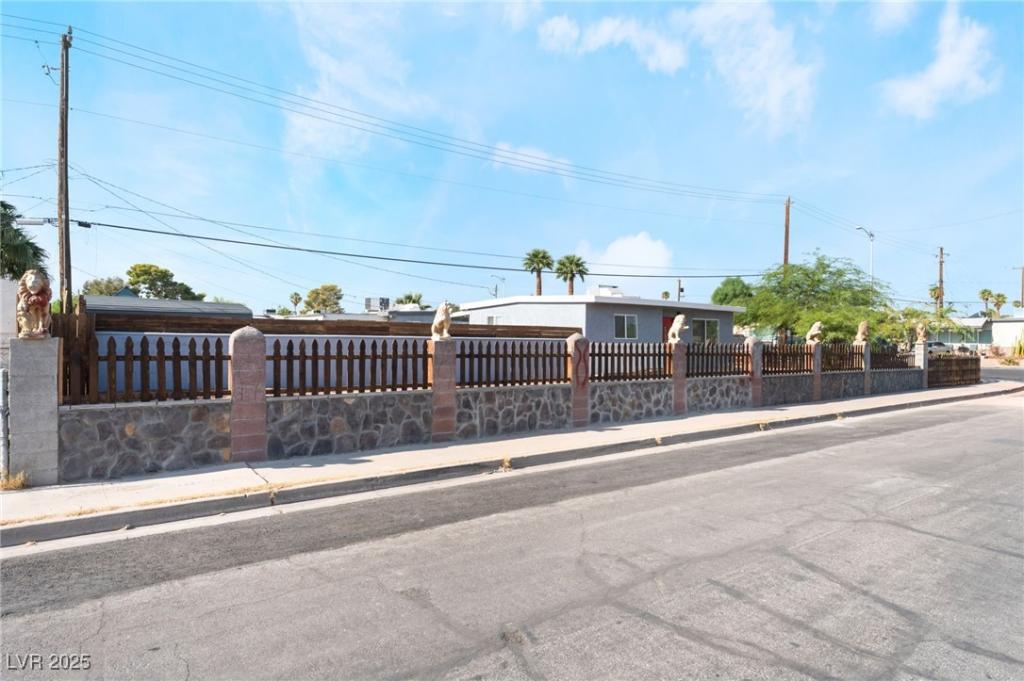 MLS #2710800 image #0