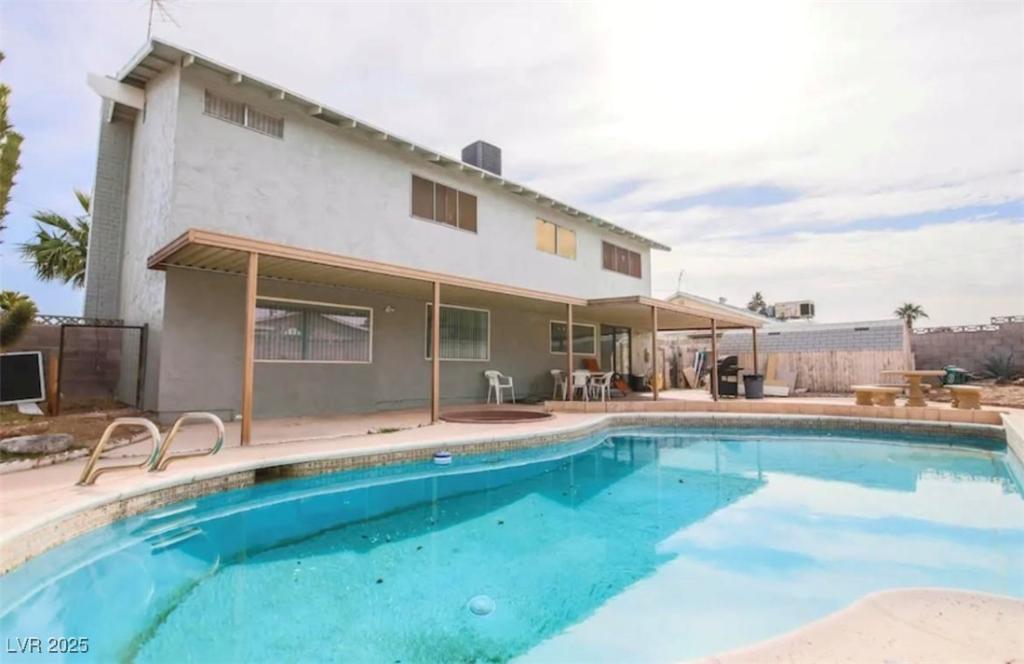 MLS #2711103 image #0