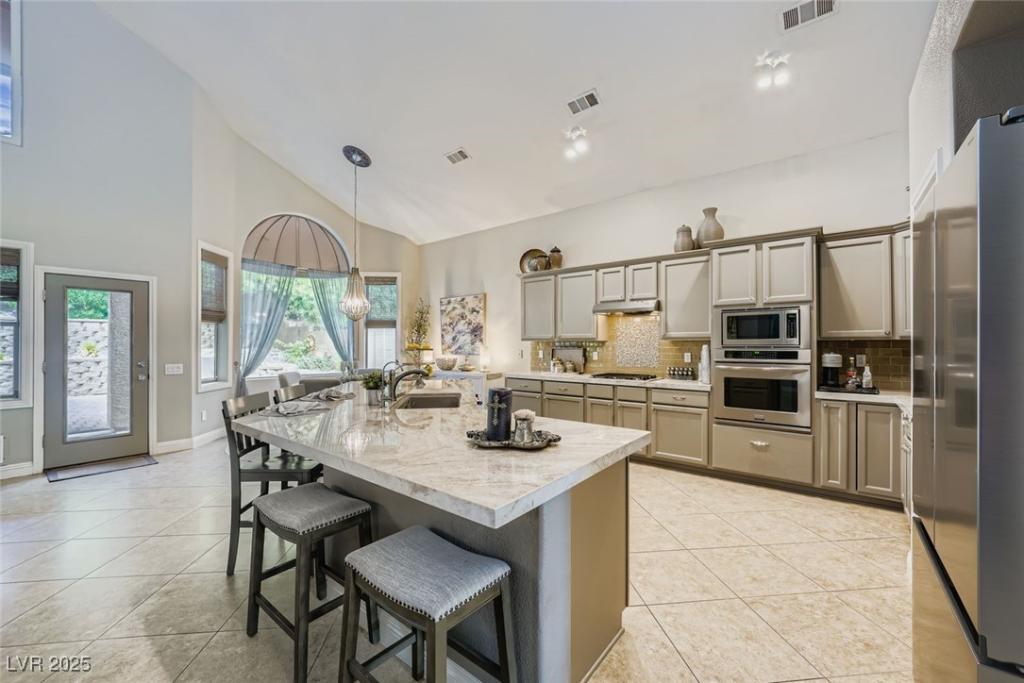 MLS #2711273 image #0