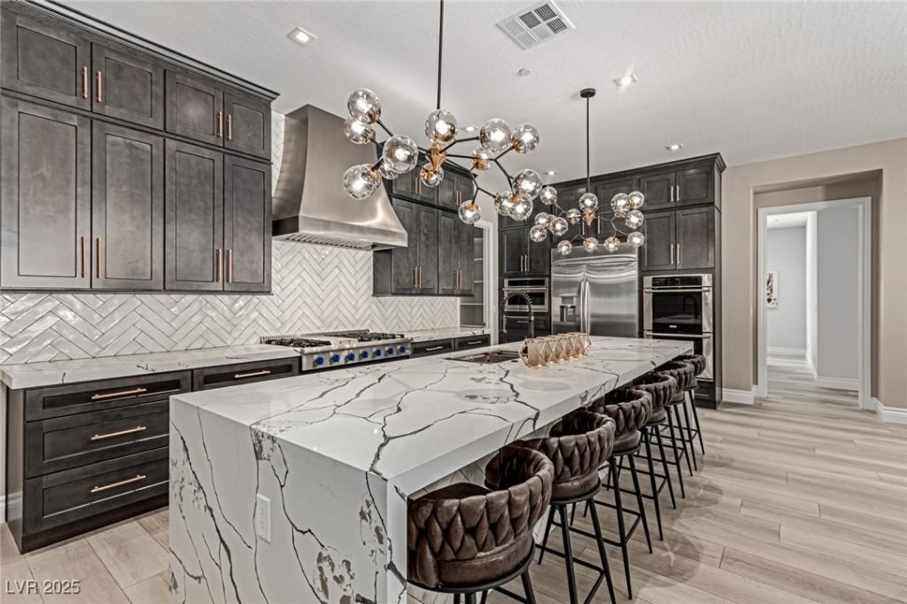 MLS #2711440 image #0