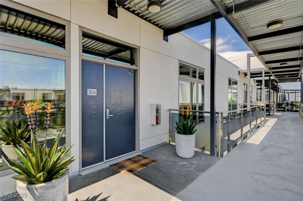 MLS #2713029 image #0