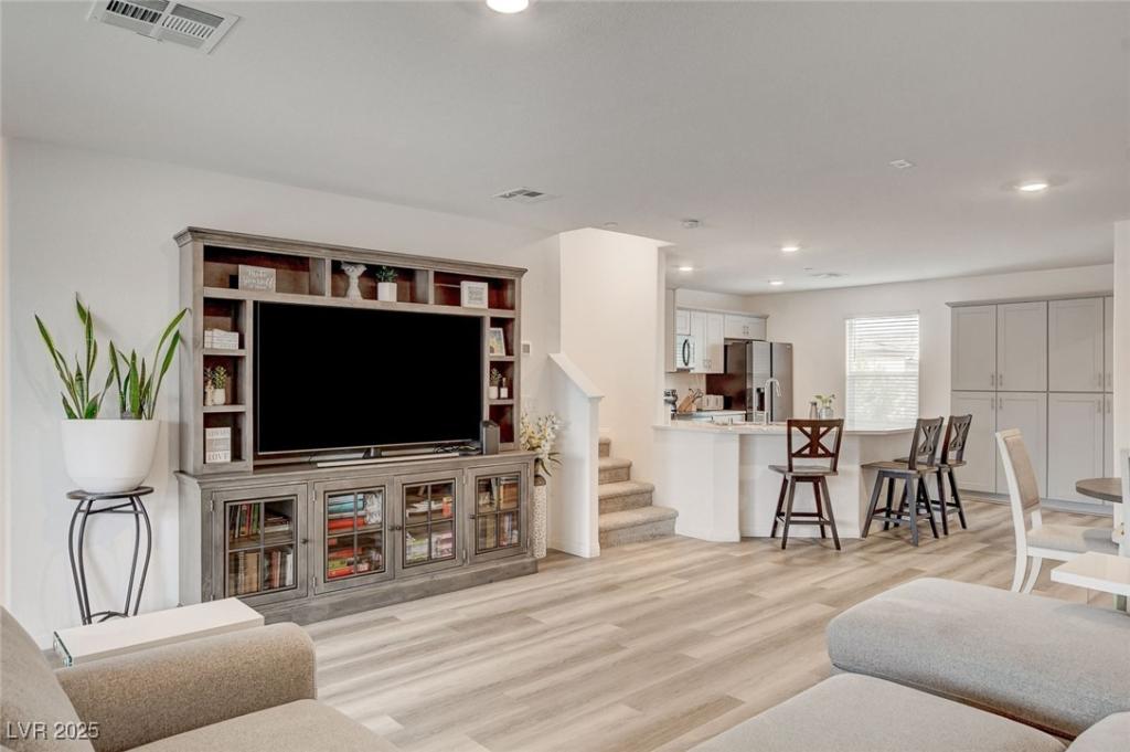 MLS #2713584 image #0