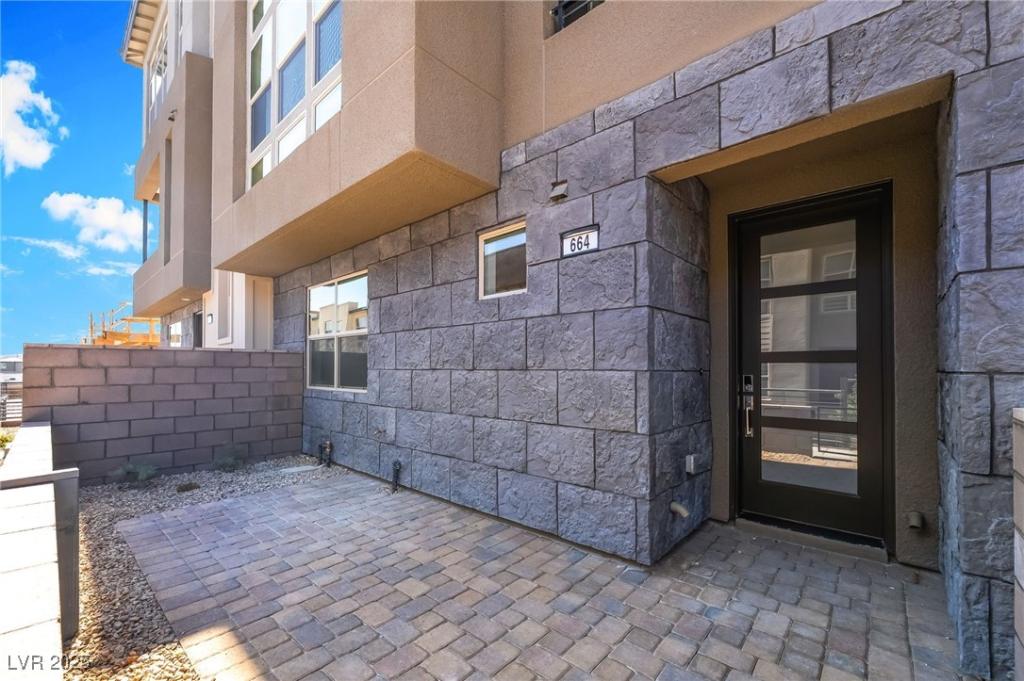 MLS #2713911 image #0