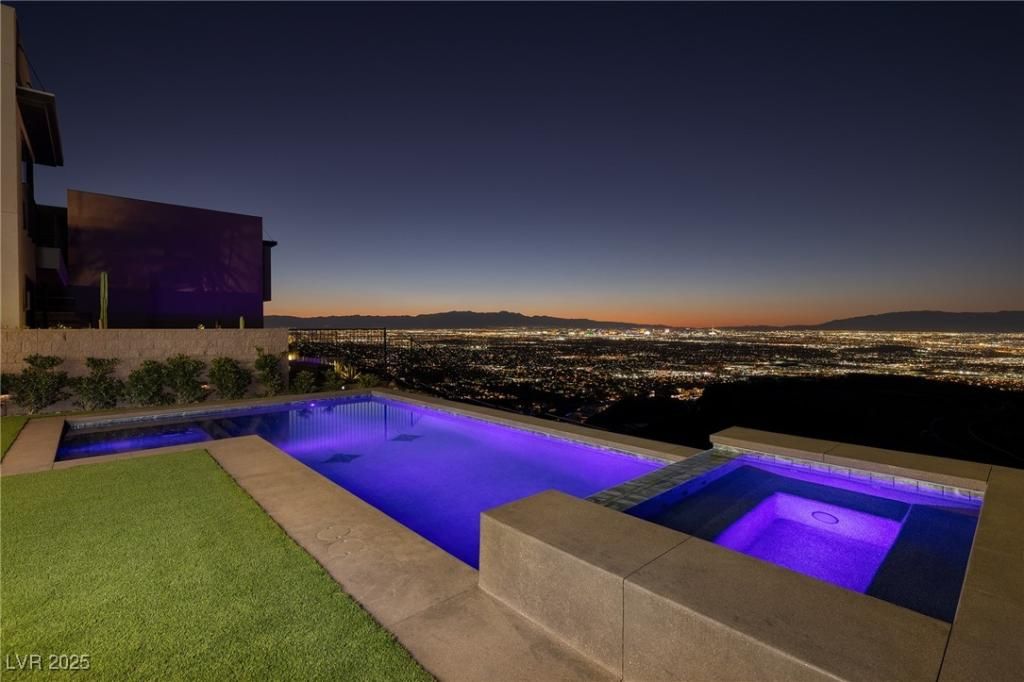 MLS #2714004 image #0