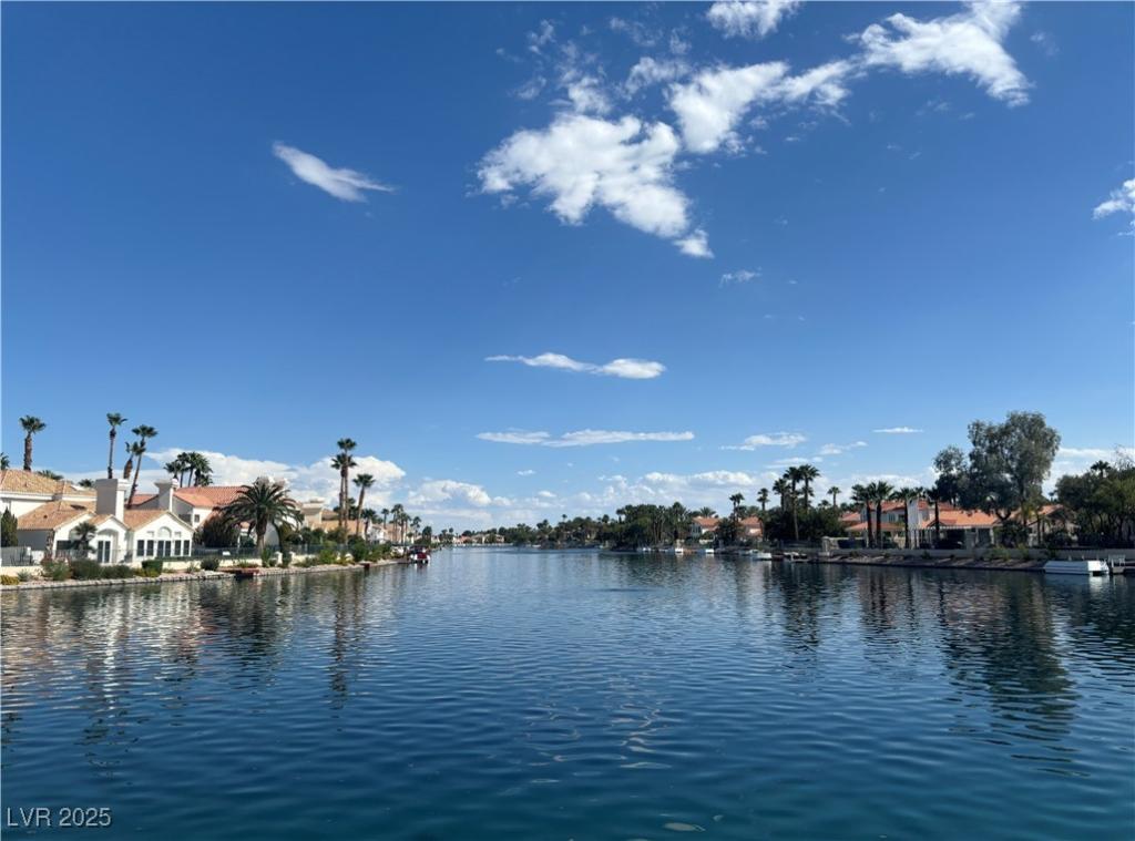 MLS #2714233 image #0