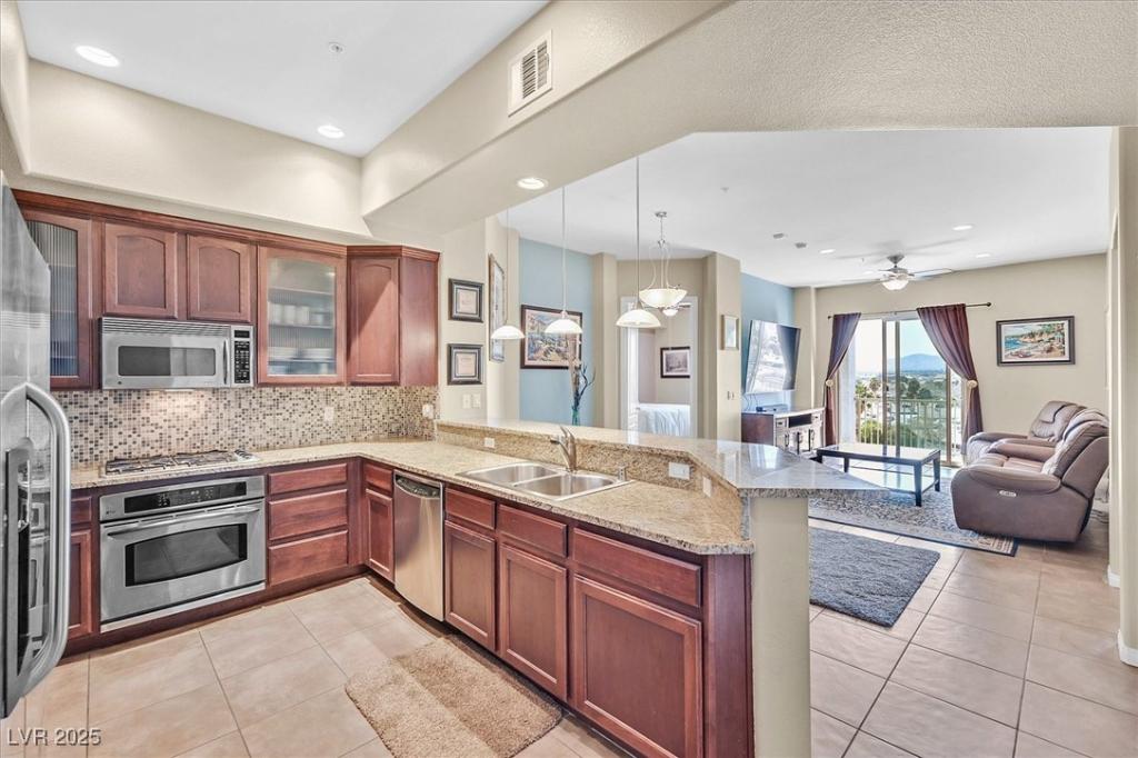 MLS #2715204 image #0