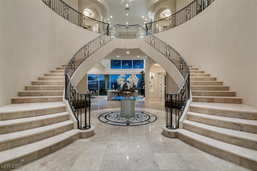 MLS #2715288 image #0