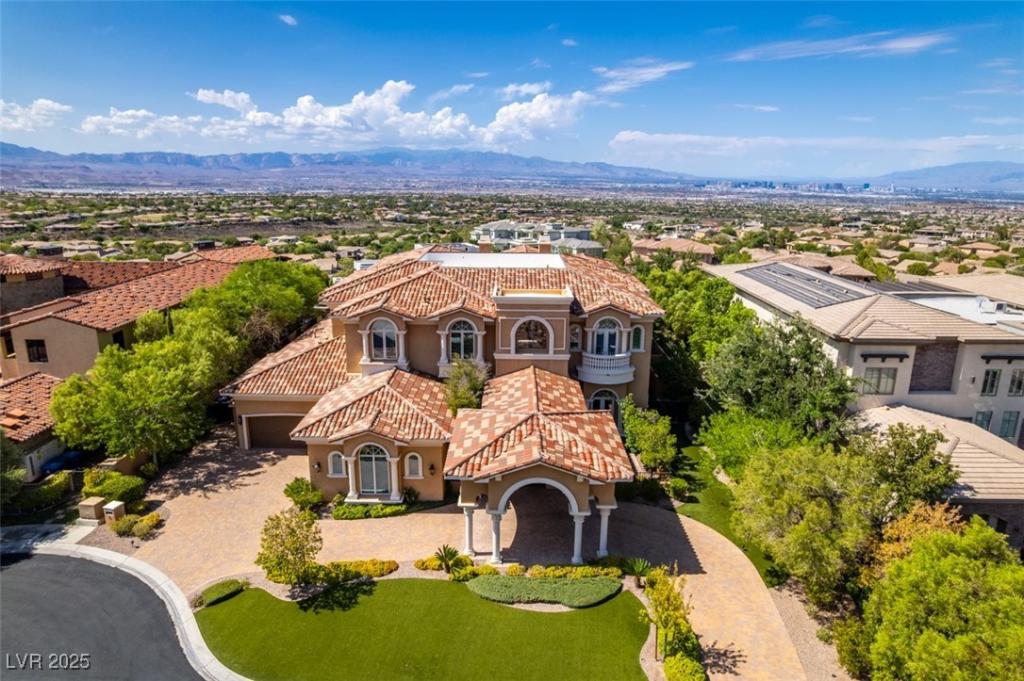 MLS #2715288 image #0