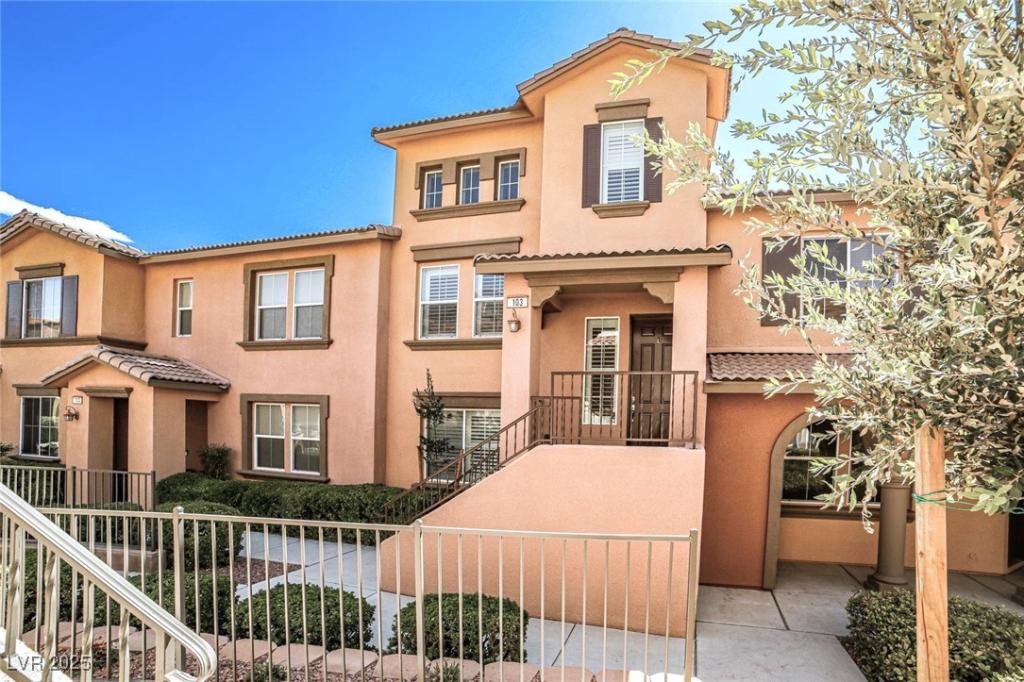 MLS #2715433 image #0