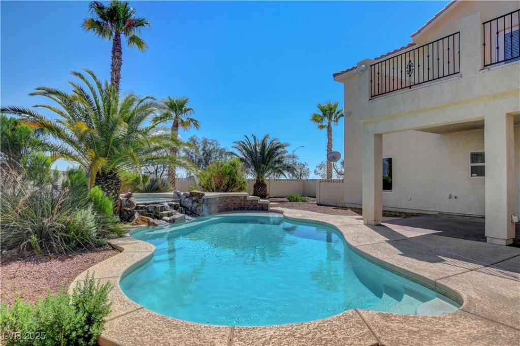 MLS #2715437 image #0