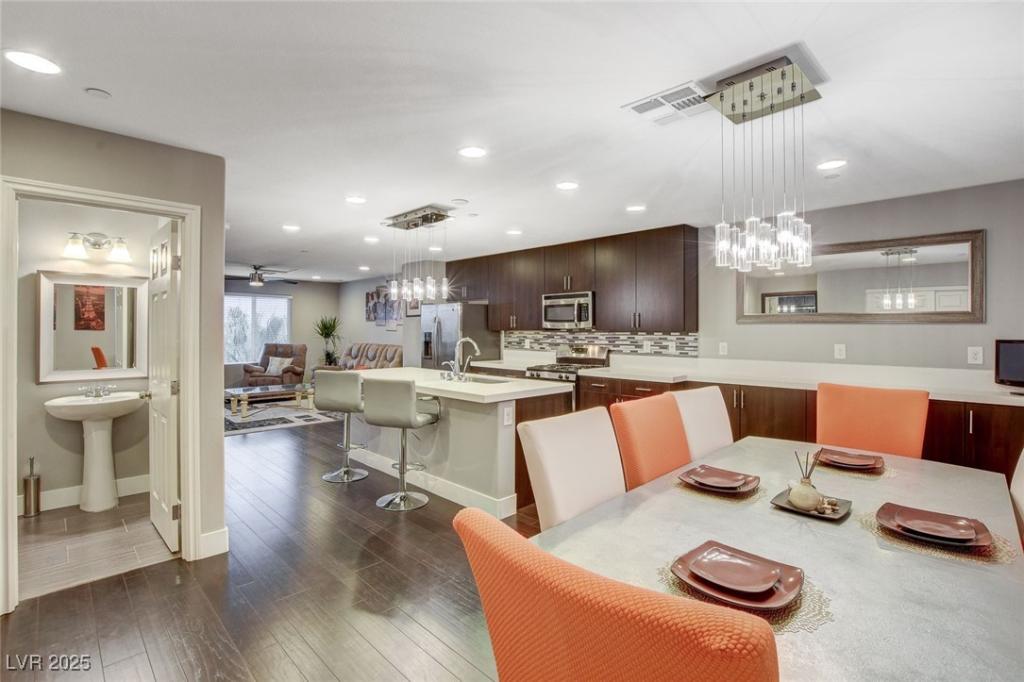 MLS #2715462 image #0