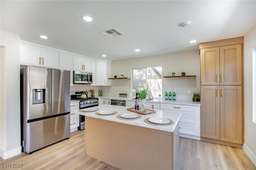 MLS #2715464 image #0