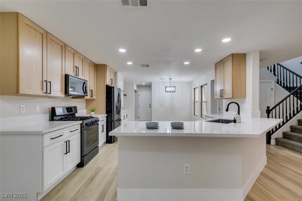 MLS #2715497 image #0
