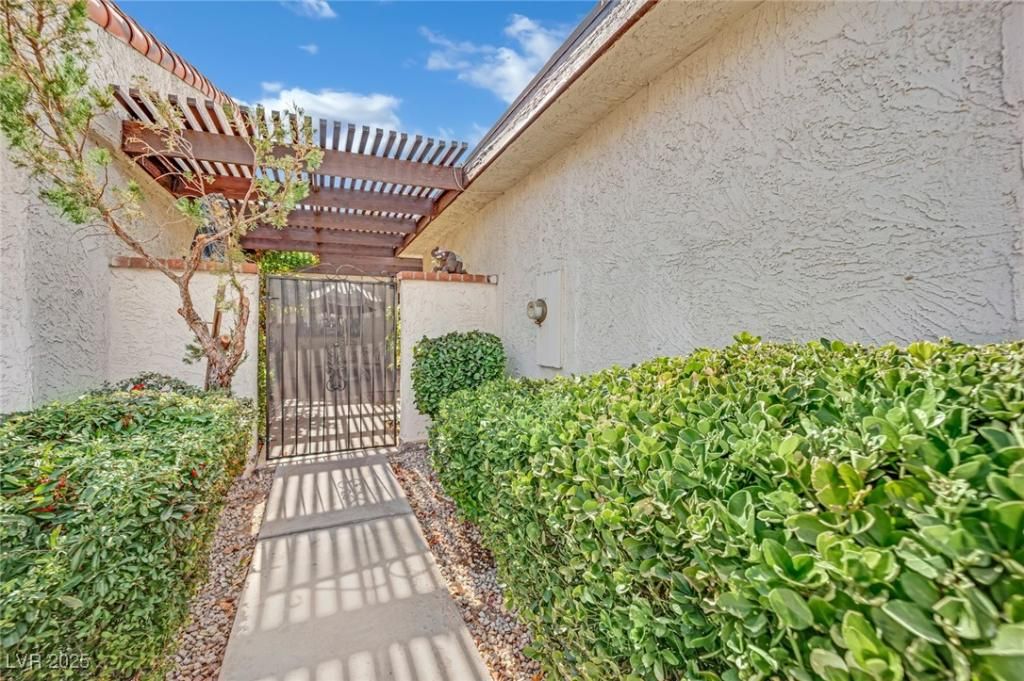 MLS #2715602 image #0